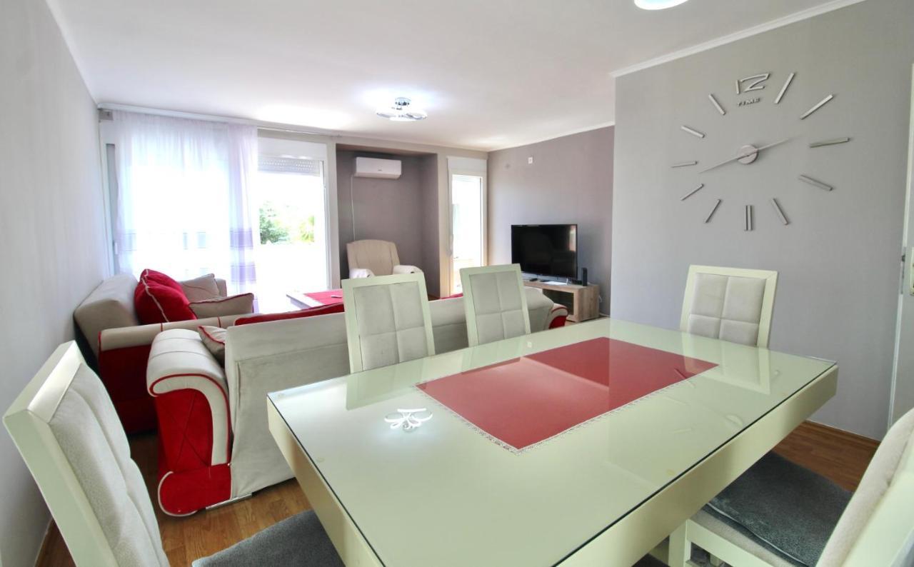 Albatros Apartments Бар Екстер'єр фото