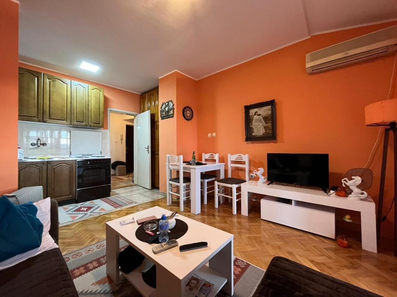Albatros Apartments Бар Екстер'єр фото